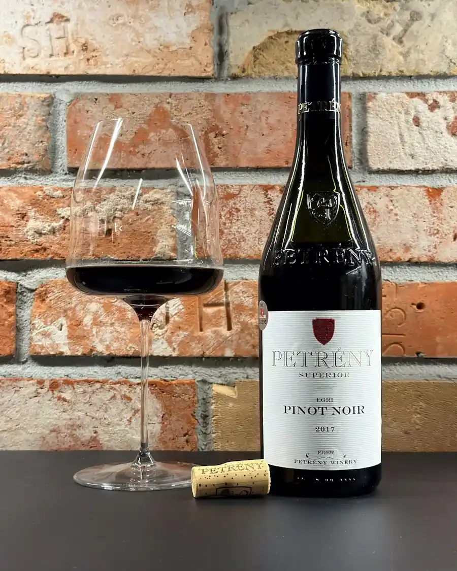 Petrény Egri Pinot Noir Superior (2017)