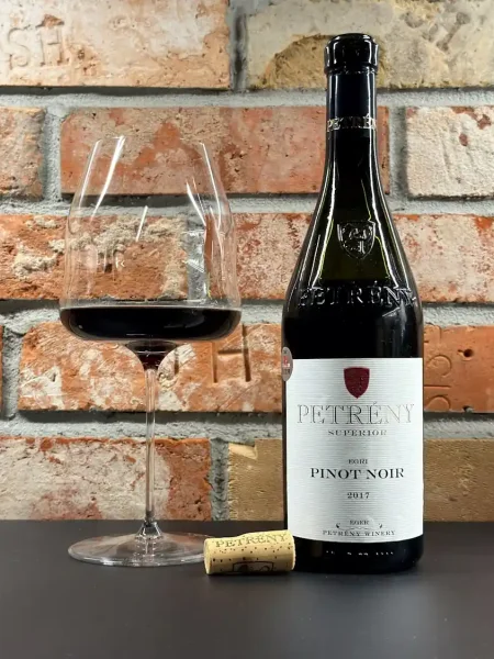 Petrény Egri Pinot Noir Superior (2017)